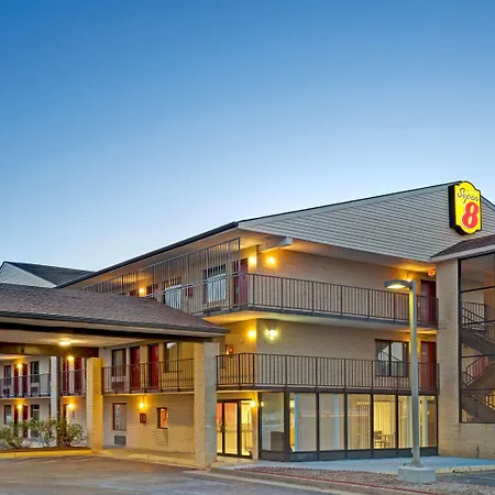 Hotel Super 8 By Wyndham Fredericksburg
